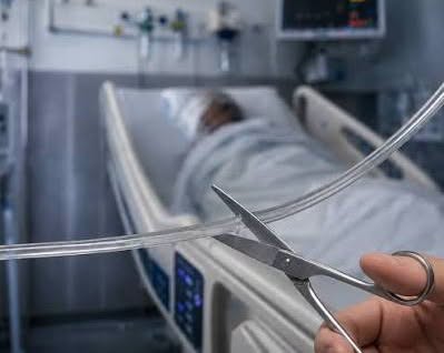 Filho descobre mangueira de oxigênio do pai cortada na UTI, e suspeita é a própria madrasta