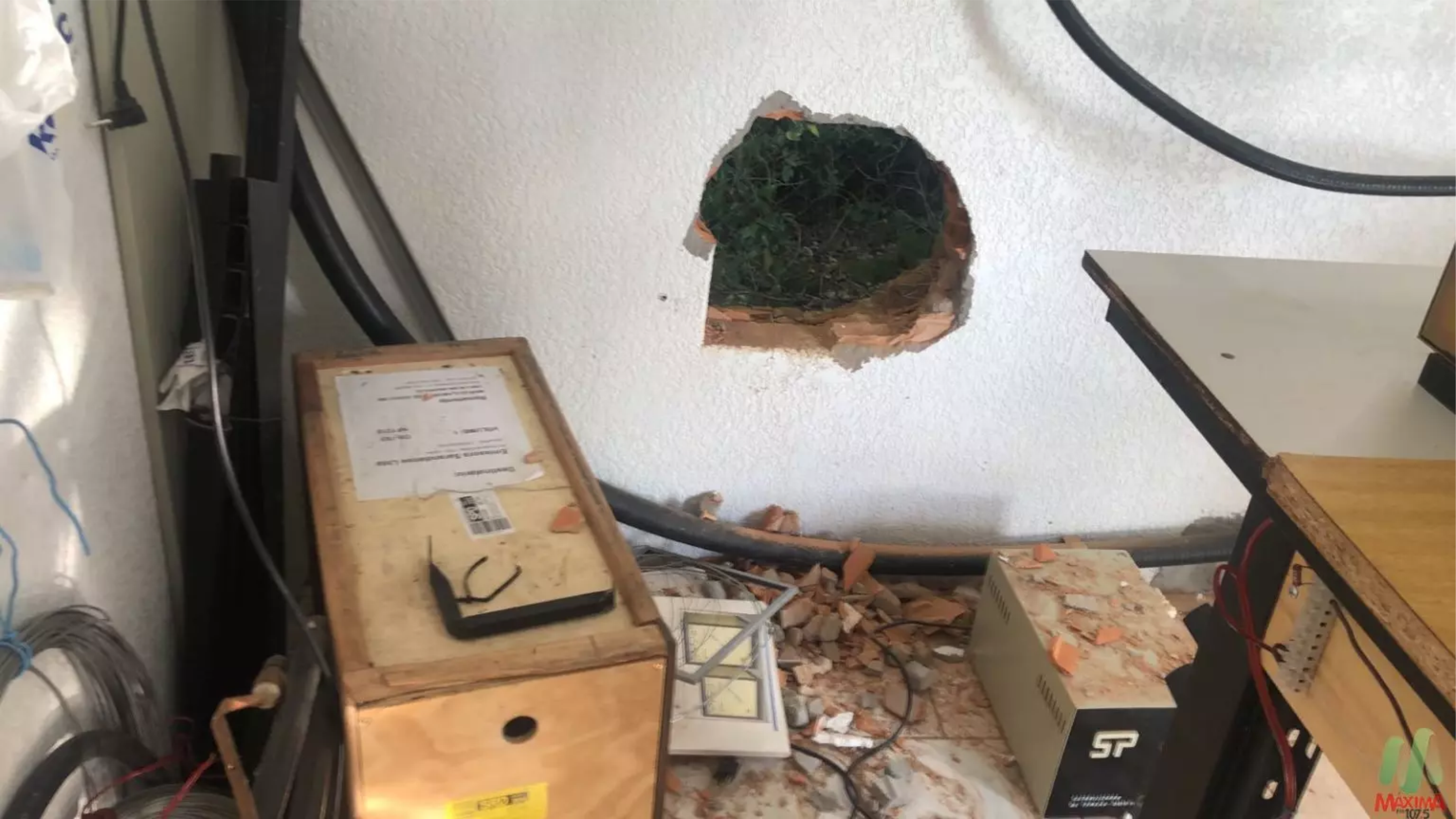 Casa de abrigo dos equipamentos de duas emissoras de Rádios de Sarandi é arrombada