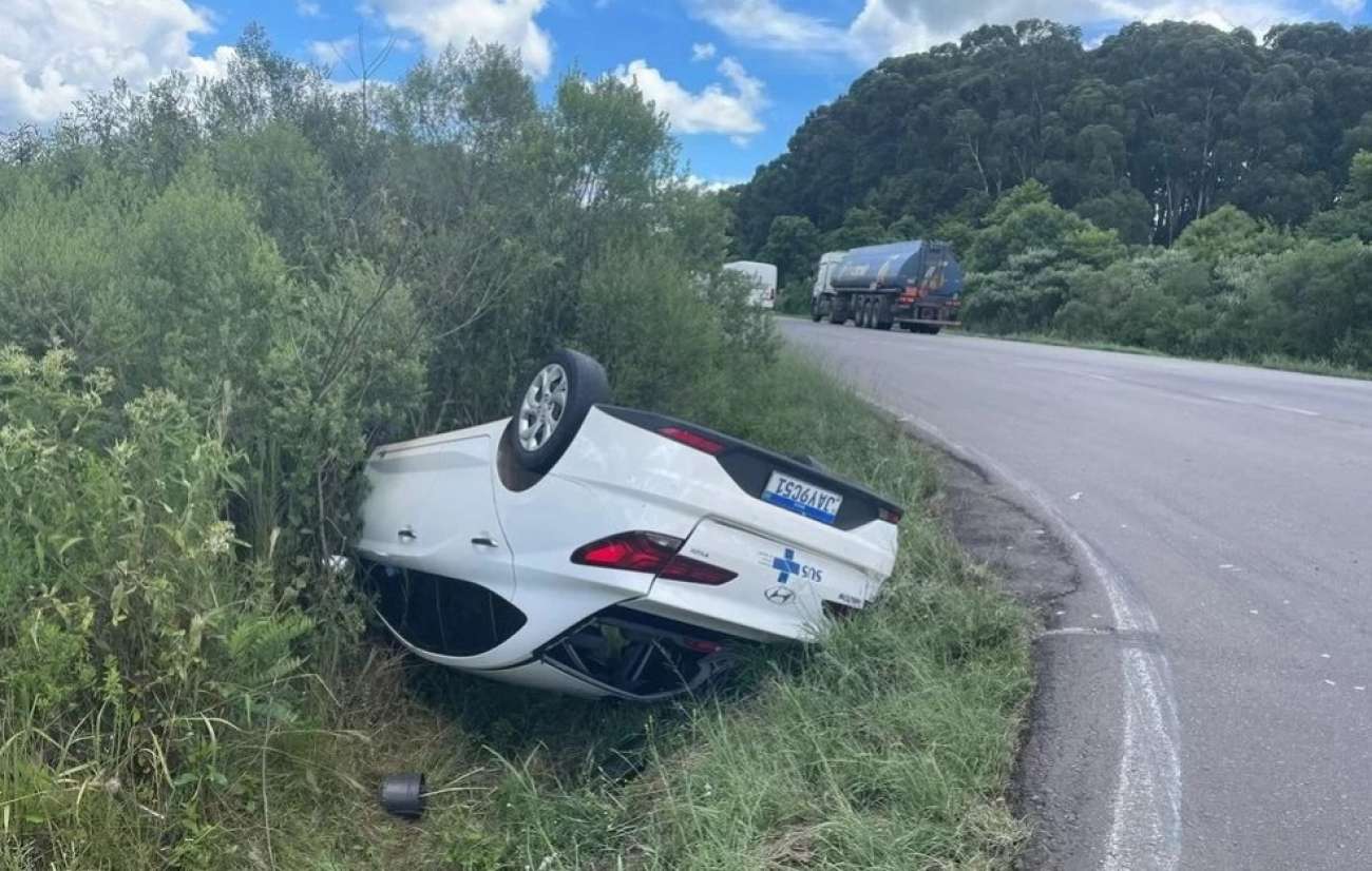 Acidente envolvendo veículo de prefeitura deixa motorista ferido na BR-285 em Passo Fundo