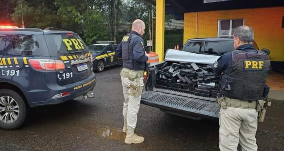 Polícia prende traficantes com mais de 300 quilos de maconha na BR-386, em Marques de Souza
