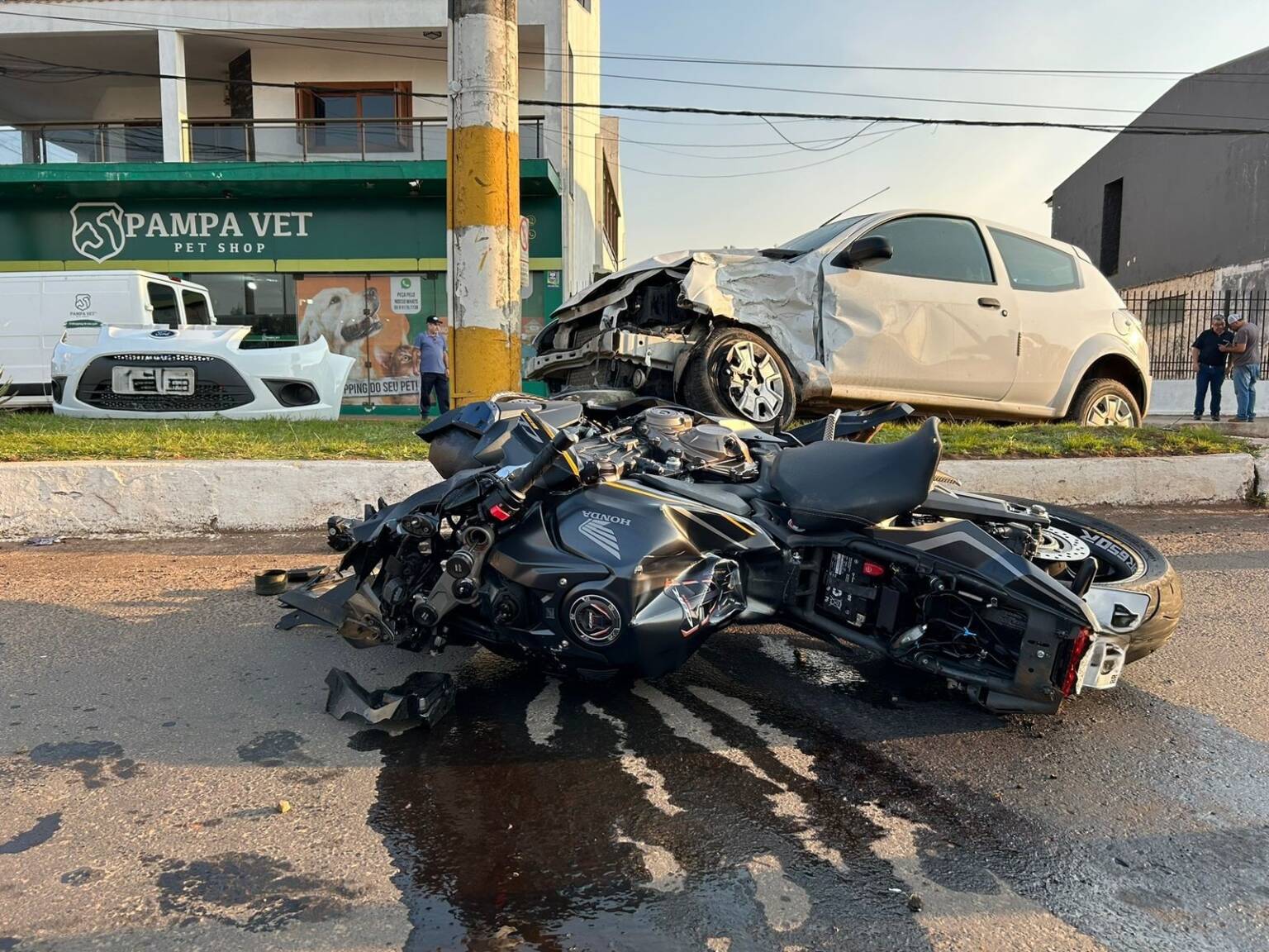 Saturnino de Brito Deixa Motociclista ferido