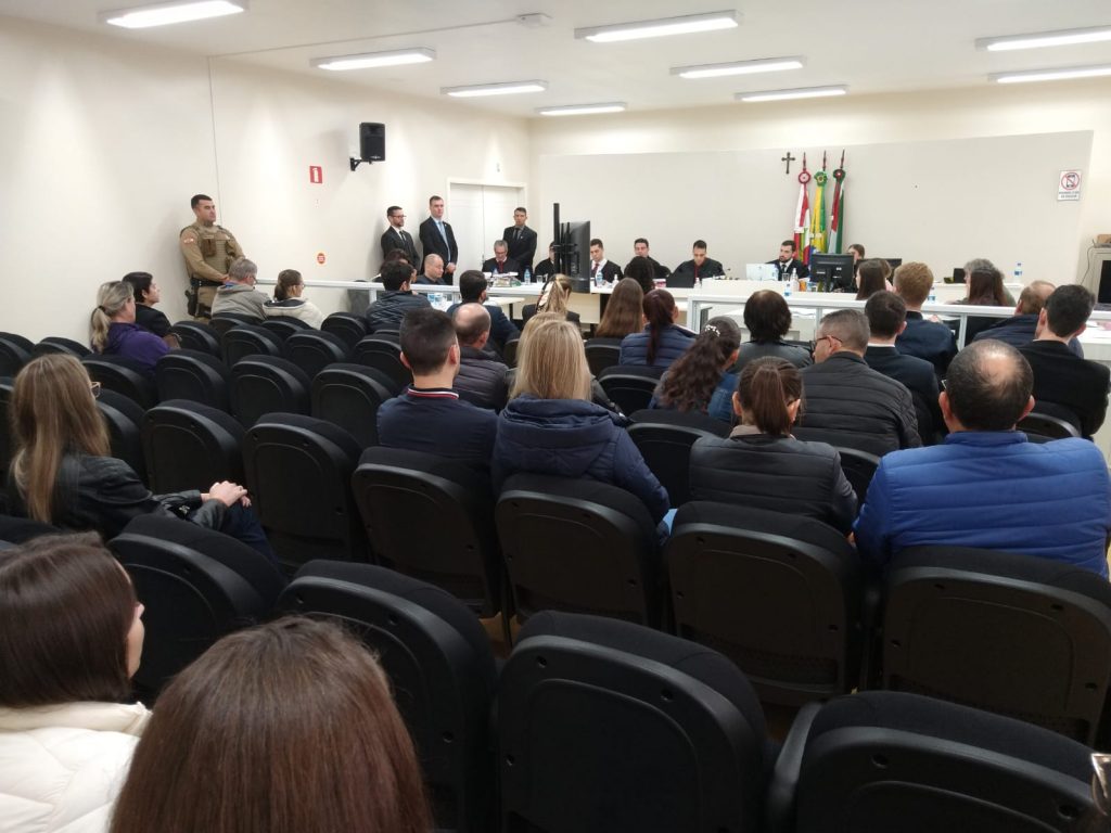 Tragédia em Saudades: réu ameaçou filhos de quem atendia ocorrência, relata Bombeiro