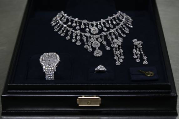 Capitão diz à PF que teve de explicar a Bolsonaro por que não assinaria ofício de liberação de joias