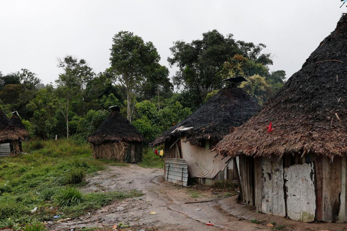 Ataque a tiros em aldeia yanomami mata criança e deixa cinco feridos em Roraima