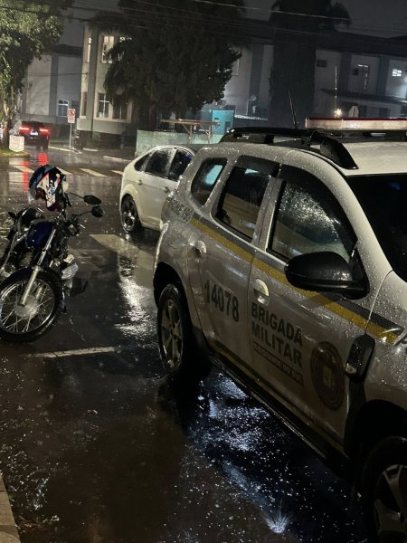 Motociclista fica ferido em colisão com caminhonete em Cruz Alta