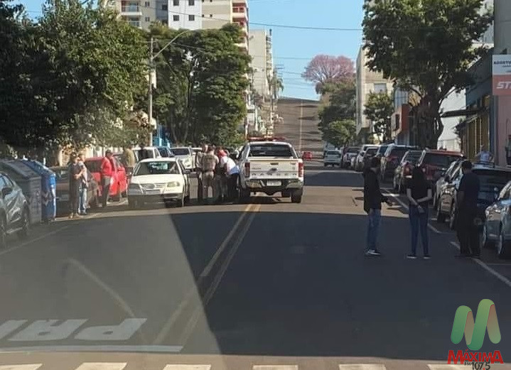 Foragido da justiça é baleado e morre após tentativa de assalto em Sarandi