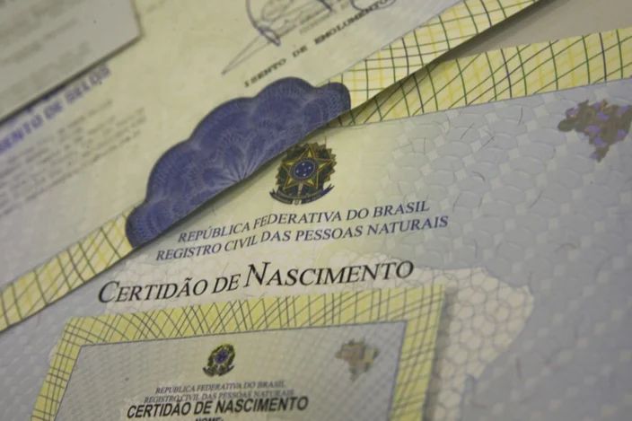 Mulher é condenada por inventar filho para receber pensão do INSS em Passo Fundo