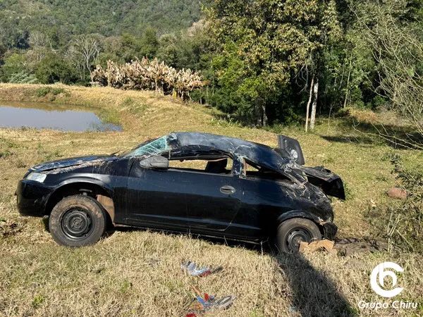 Acidente na RSC-472 deixa duas pessoas feridas em Palmitinho