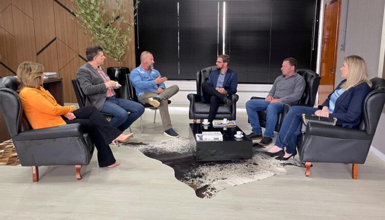 Gestores de Santa Bárbara do Sul, Panambi e Pejuçara somam forças para mudar cenários trágicos das BR 285 e 158