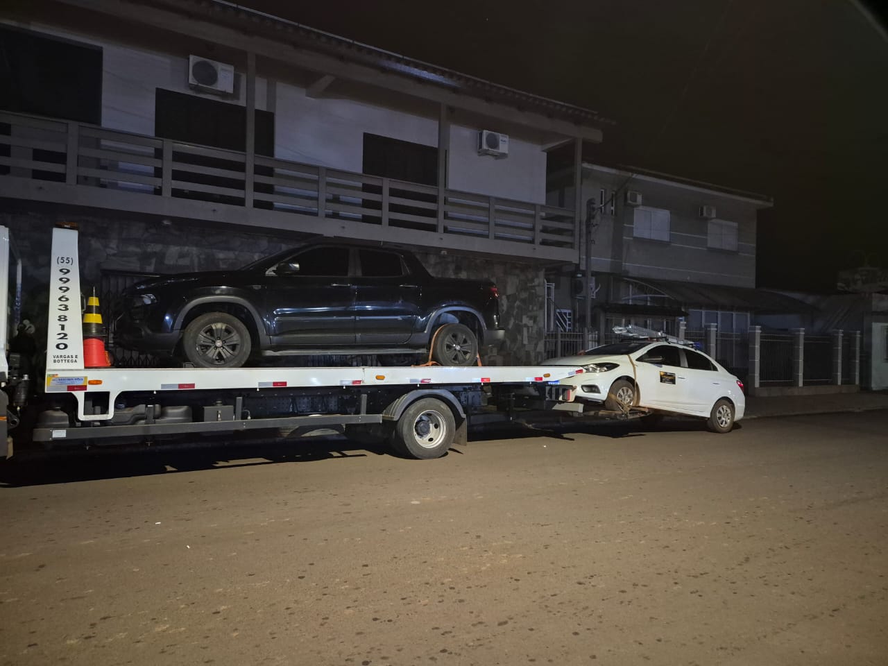 Comando Rodoviário prendem suspeitos armados e recuperam carro roubado em Cruz Alta