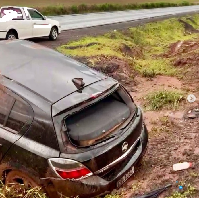 Família de Giruá sofre acidente na RSC-377 entre Cruz Alta e Ibirubá na tarde deste domingo (21)