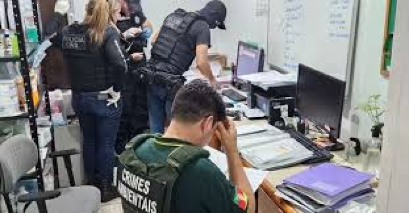 Ex-secretária da causa animal é alvo de operação contra matança de cães e gatos em Canoas