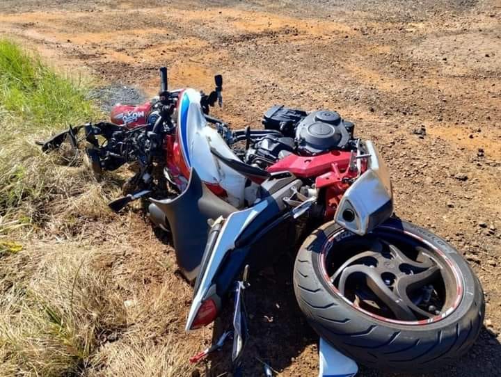 Moto se parte ao meio e jovem escapa por pouco entre Passo Fundo e Ernestina