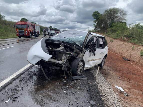Ultrapassagem resulta em acidente com três vítimas no trecho Passo Fundo/Ernestina