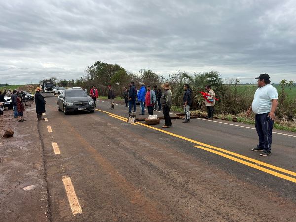 Indígenas devem voltar a bloquear dois pontos da ERS-330 nesta terça-feira (12)