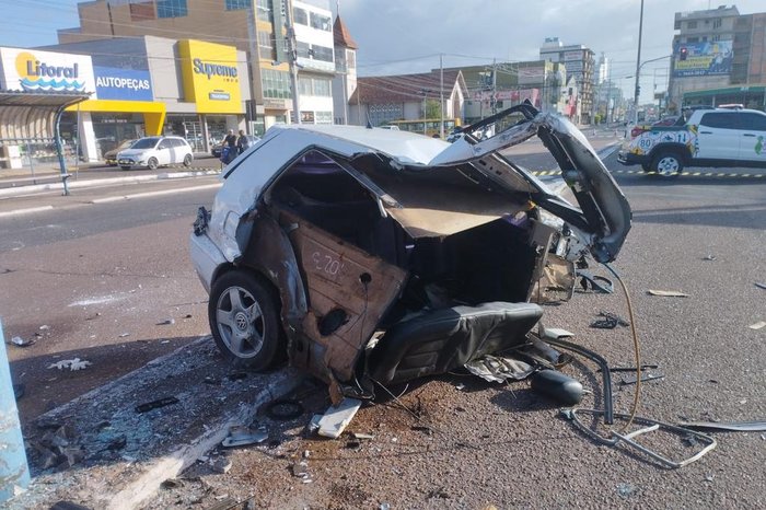 Veículo de Santo Augusto parte ao meio em acidente e condutor morre no RS