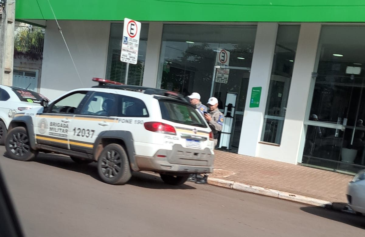 Bandidos roubam malote no centro de Ijuí