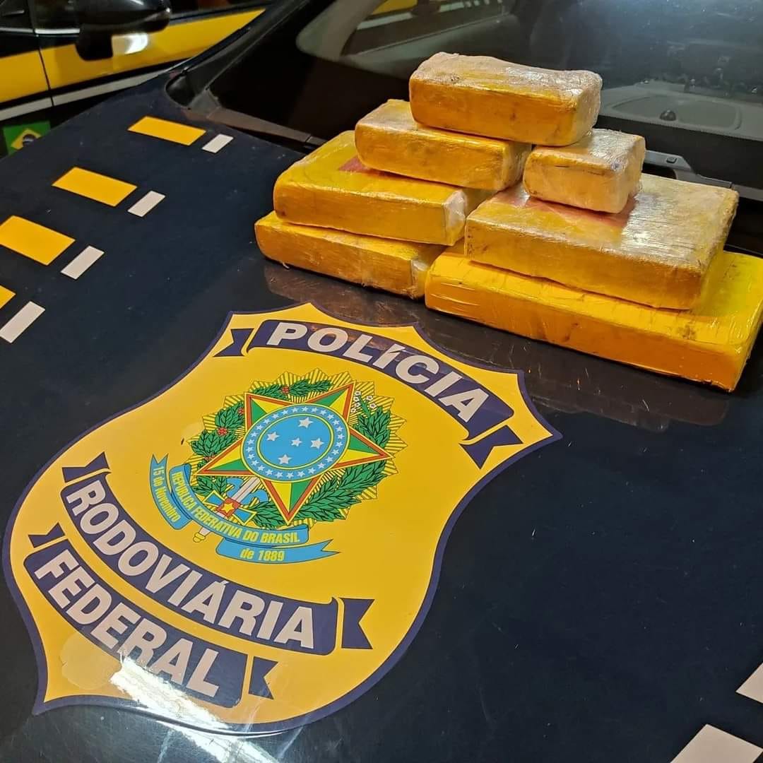 PRF prende casal de traficantes paraguaios na BR 158, em Santa Maria