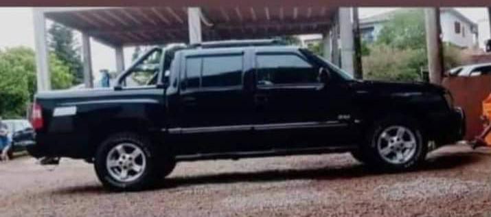 Família pede ajuda para recuperar caminhonete roubada em Palmeira das Missões