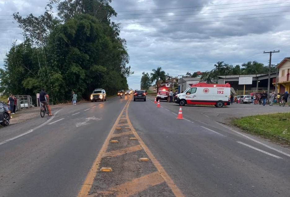 Motorista foge após atropelar e matar menino de 8 anos em SC