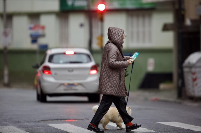 Massa de ar frio e seco avança pelo RS nesta sexta-feira; há previsão de queda nas temperaturas em todo o Estado