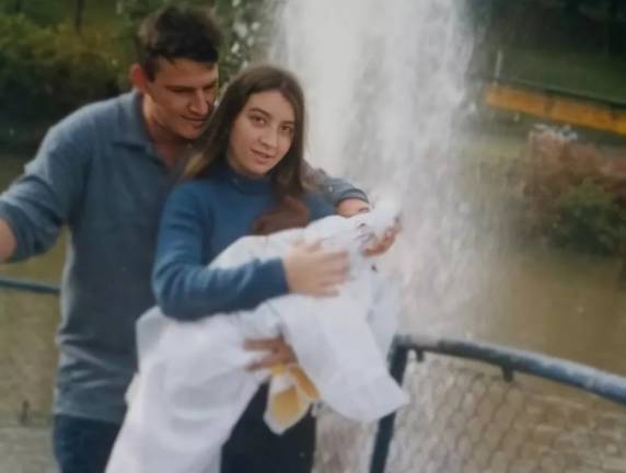 Justiça determina nova investigação sobre morte de ex-marido de Alexandra Dougokenski