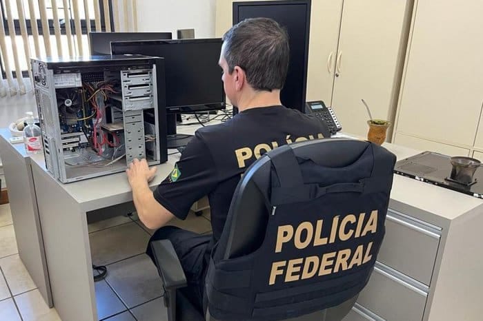PF prende na Região Noroeste suspeito de armazenar e divulgar pornografia infantil