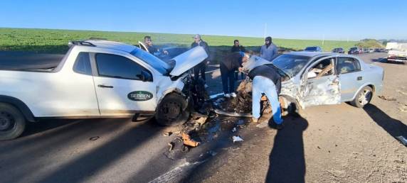 Colisão frontal deixa quatro feridos na BR-285 entre Passo Fundo e Carazinho