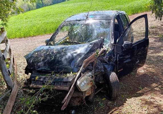 Acidente de trânsito deixa mulher ferida em Santa Rosa