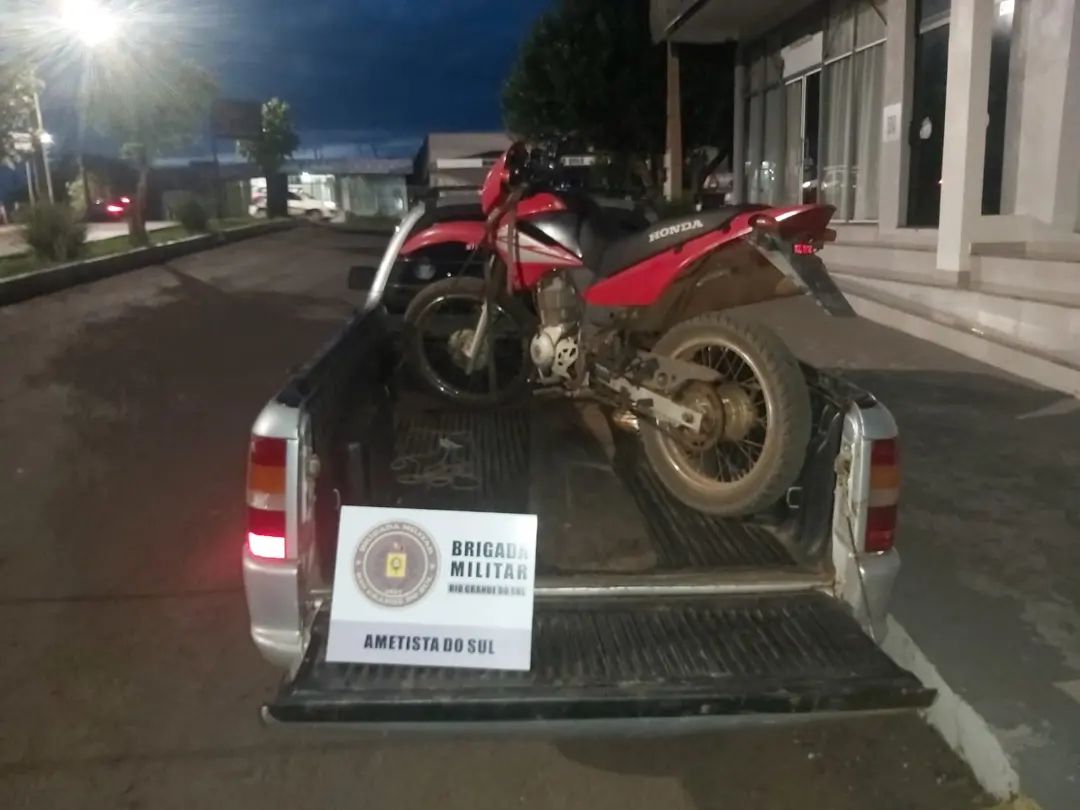Brigada Militar prende homem com motocicleta furtada