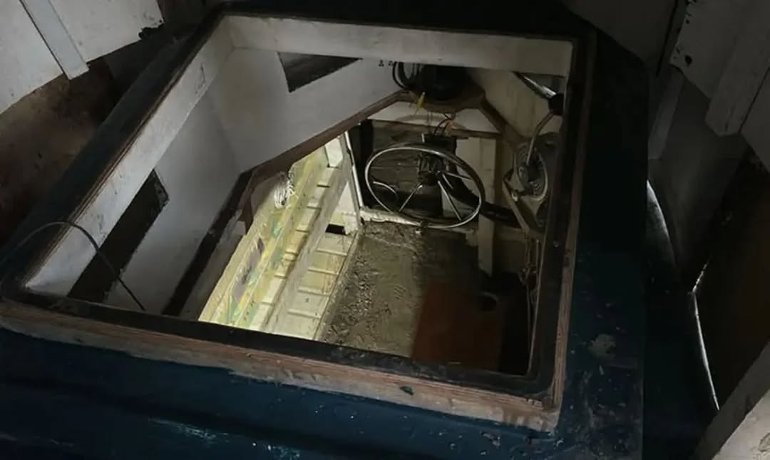 FAB, PF e Marinha apreendem semissubmersível do tráfico internacional