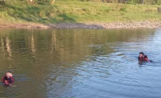 Jovem de 19 anos morre afogado enquanto nadava com amigos