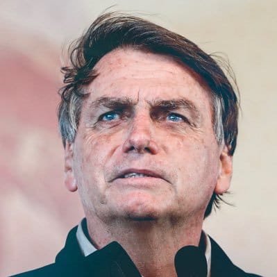 TSE forma maioria e Bolsonaro fica inelegível até 2030