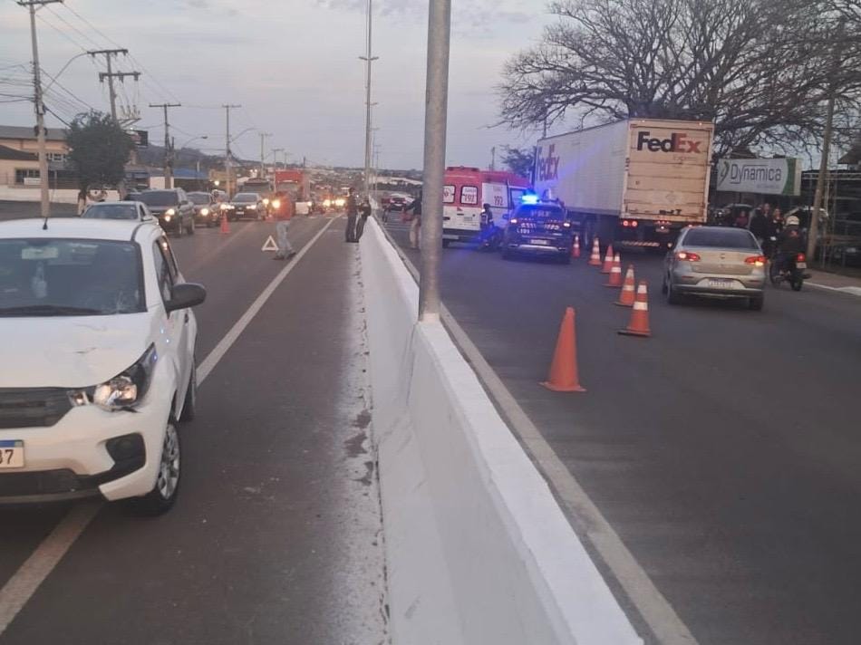 Santa Maria: Mulher morre após ser atropelada por carro na BR-287