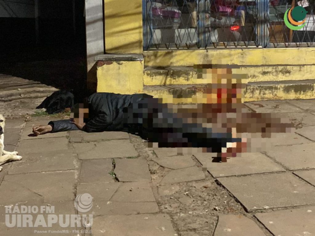 Morador de rua fica em estado gravíssimo após sofrer tentativa de homicídio em Passo Fundo