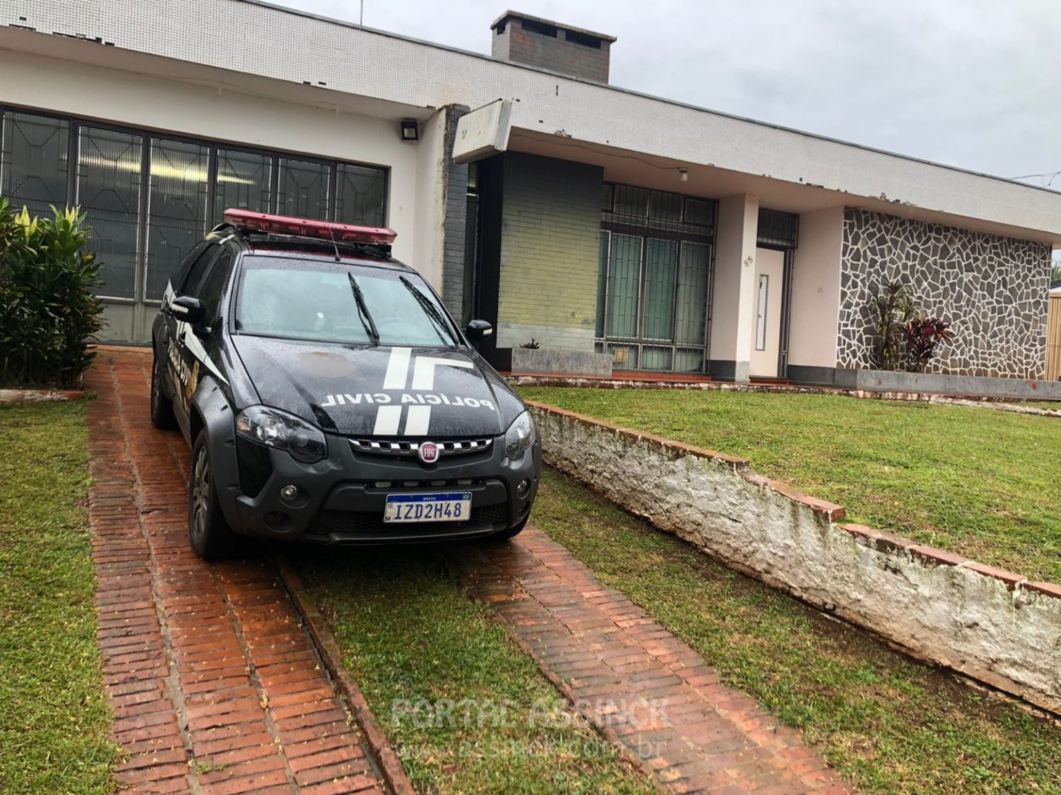 Idoso é preso por investigação de estupro da neta em Santa Bárbara do Sul