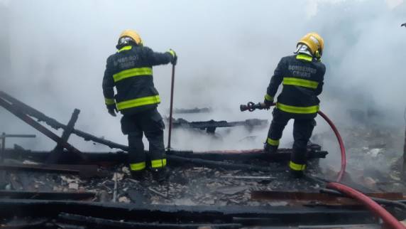 Incêndio destrói residência no interior do município de Panambi