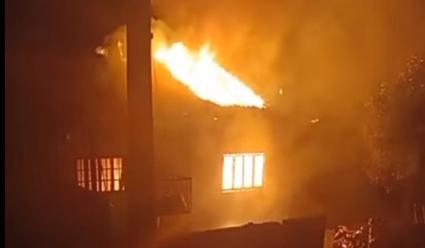 Ijuí: Criminosos invadem casa e a incendeiam “por engano”