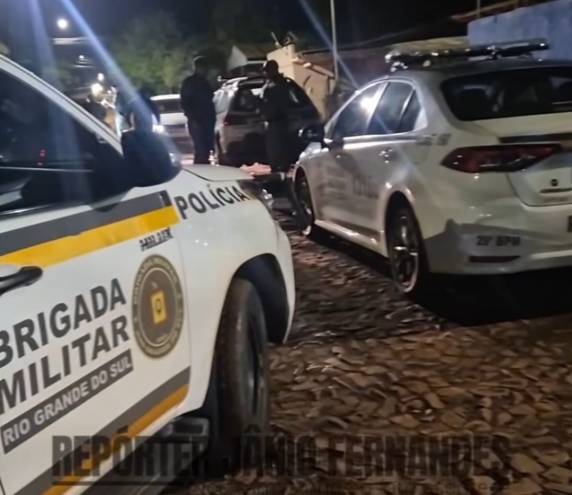 Polícia prende quatro indivíduos por tentativa de arremesso de ilícitos em penitenciária de Ijuí