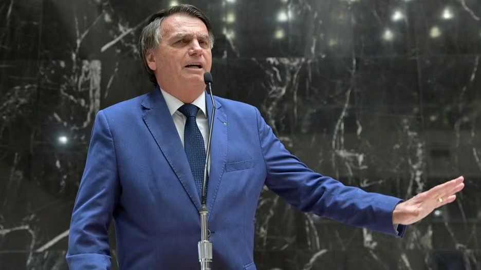 Bolsonaro é alvo de investigação da Polícia Federal sobre golpe de Estado