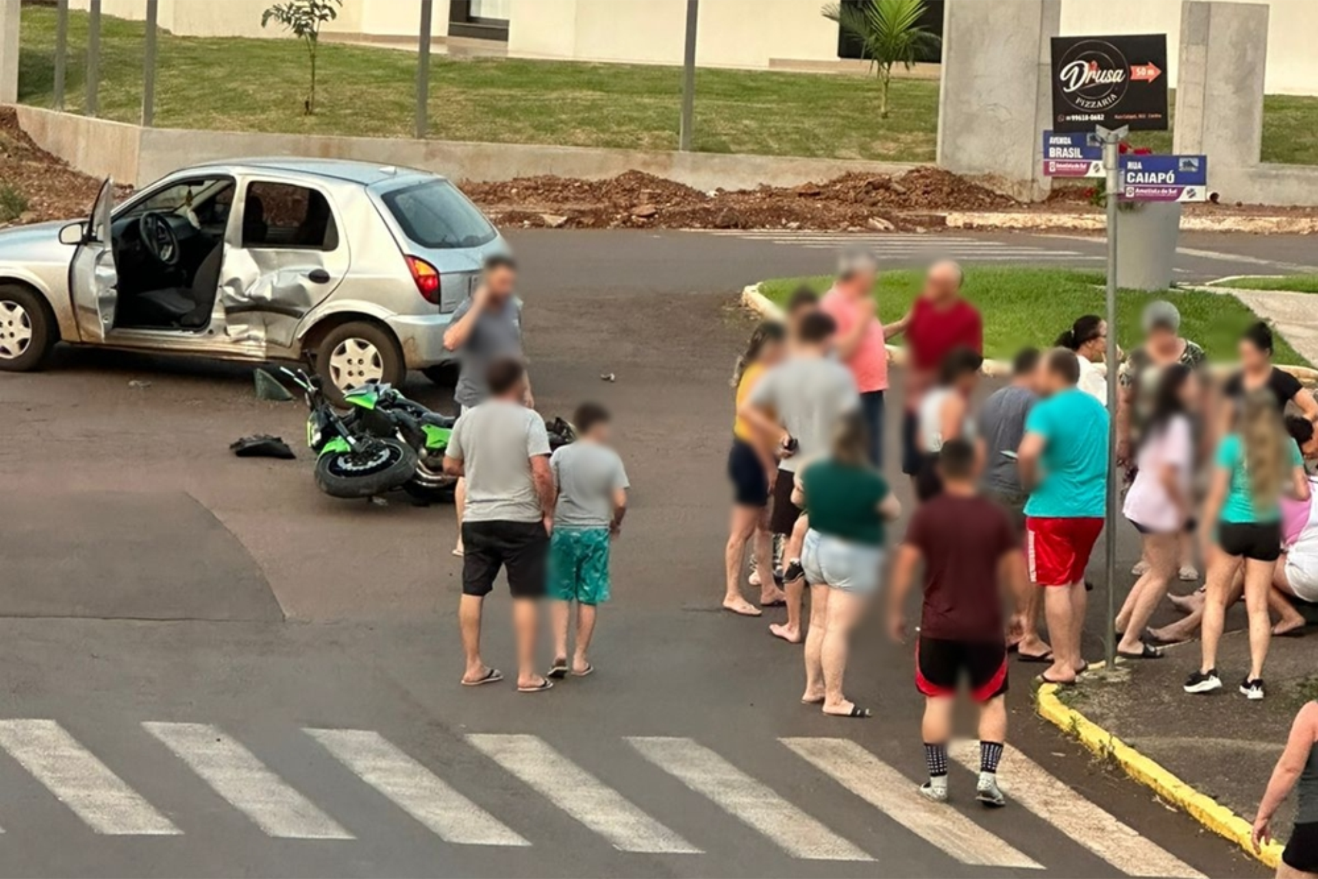 Motociclista fica ferido em acidente no centro de Ametista do Sul