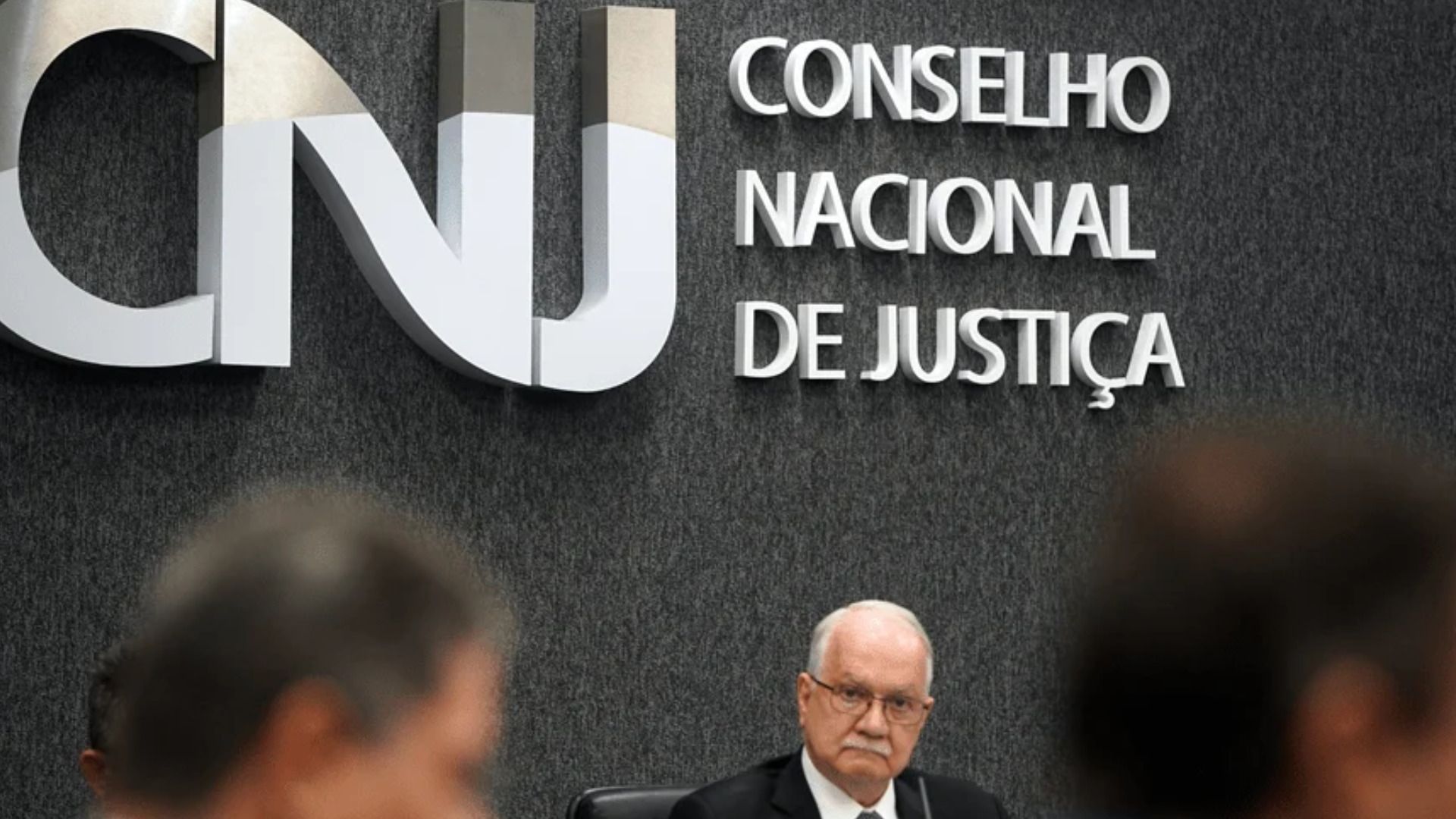 CNJ sofre tentativa de expedição de mandado de prisão contra Lula e Moraes