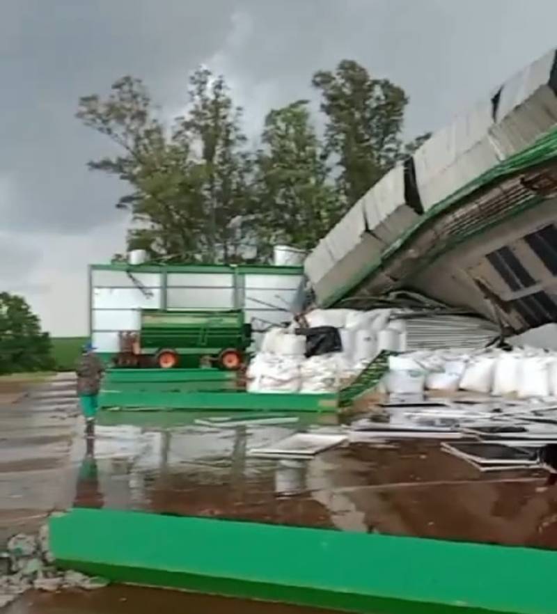 Confira Vídeos: Silo desaba no interior de Entre-Ijuis