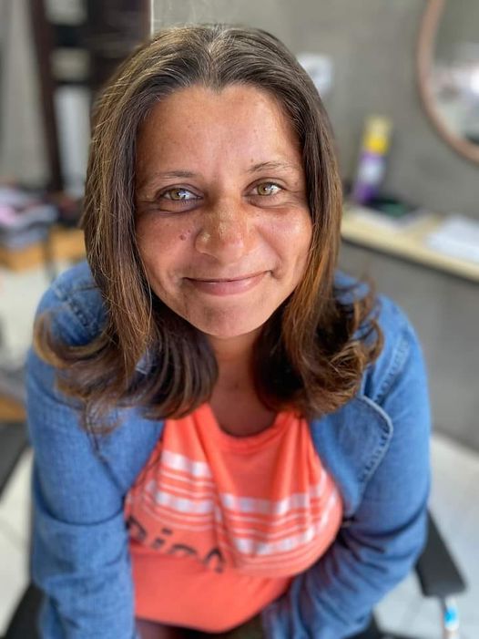 Mulher em situação de rua procura por parentes em Palmeira das Missões