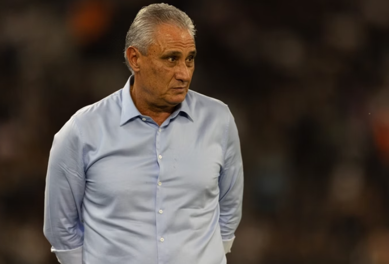 Tite, treinador do Flamengo, é internado após quadro de arritmia