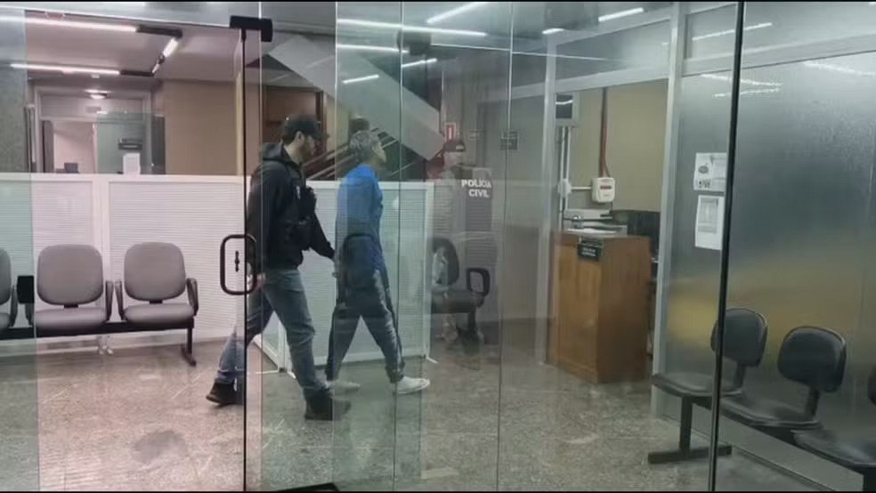 Polícia prende suspeitos de sequestrar empresária após filho não pagar dívida de R$ 10 mil com agiotas no RS