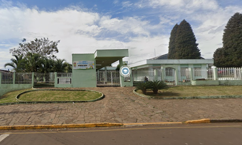 Criança esfaqueia colega dentro de escola em Erechim