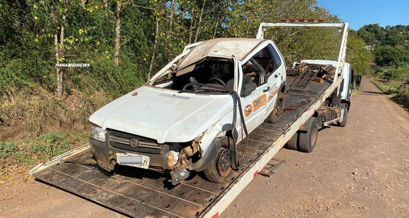 Capotamento de veículo na manhã desta quarta-feira em Panambi