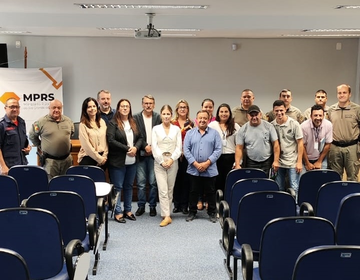 Comissão organizadora realiza reunião com a Promotoria para definir estratégias de segurança do 37º Carijo da Canção Gaúcha