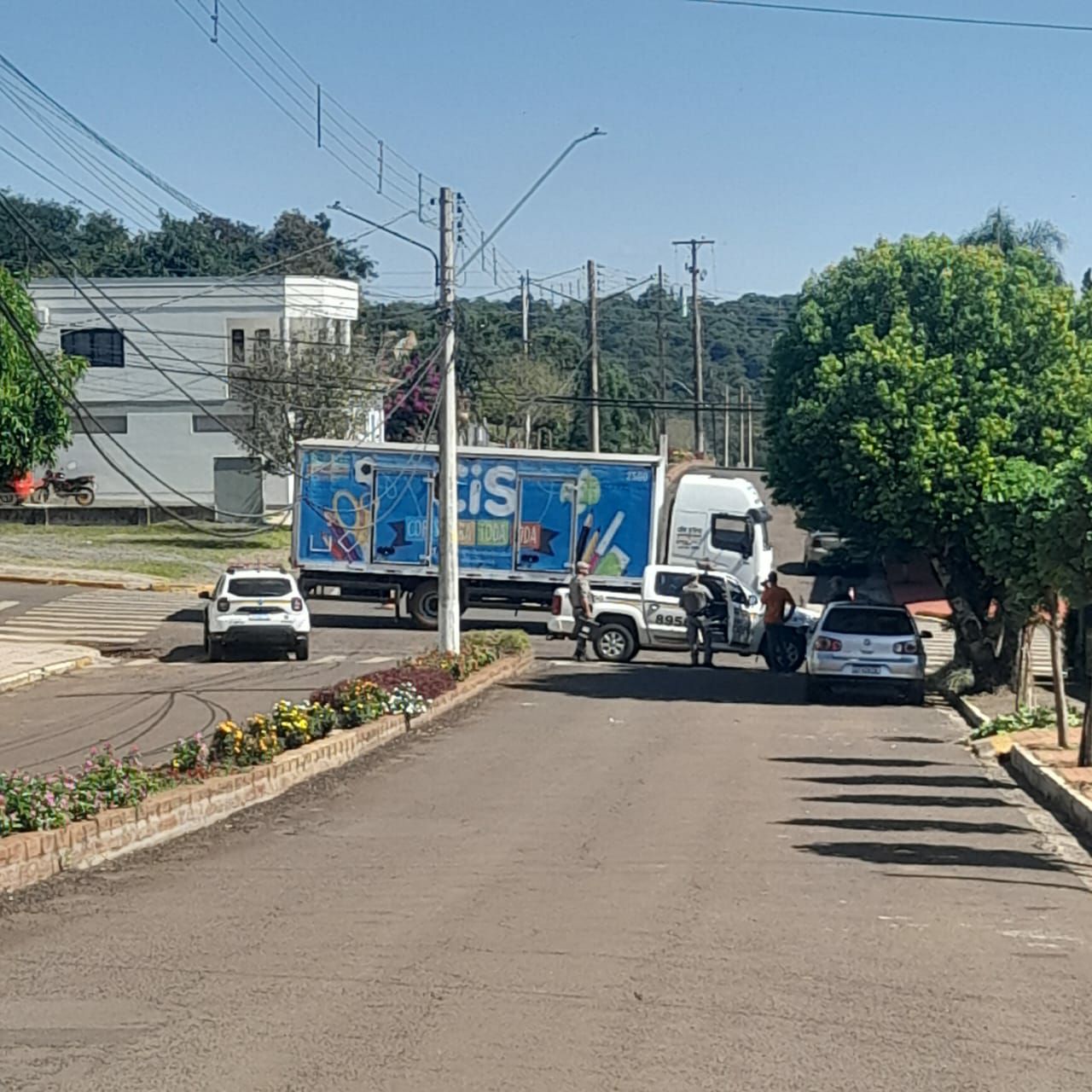 Caminhão atropela ciclista no centro de Campina das Missões